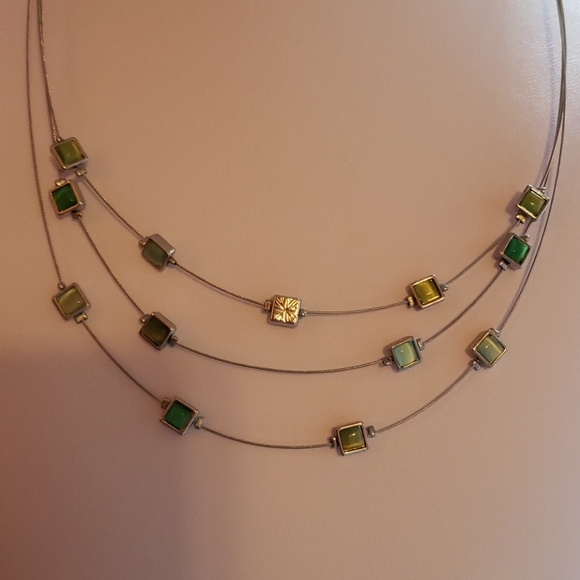 Lia Sophia necklace - Picture 2 of 2
